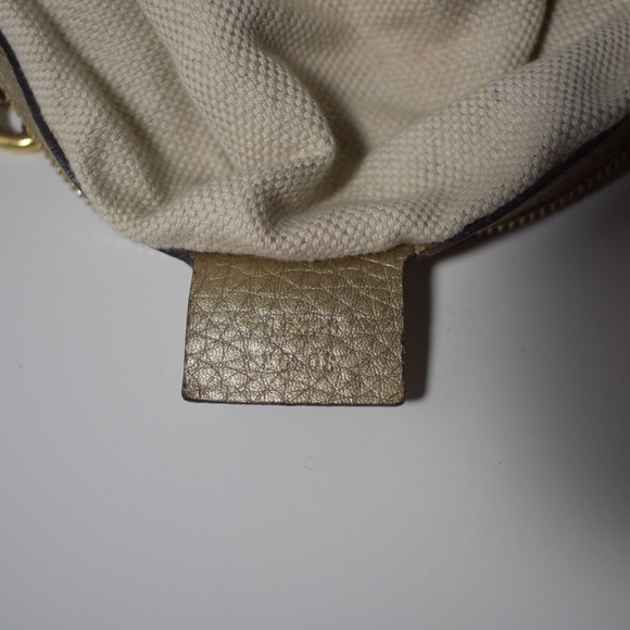 | GUCCI | Metallic | Pebbled- Calfskin| Medium Bag - Picture 10 of 16